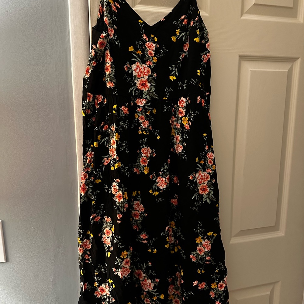 Floral Black Midi Dress with pockets